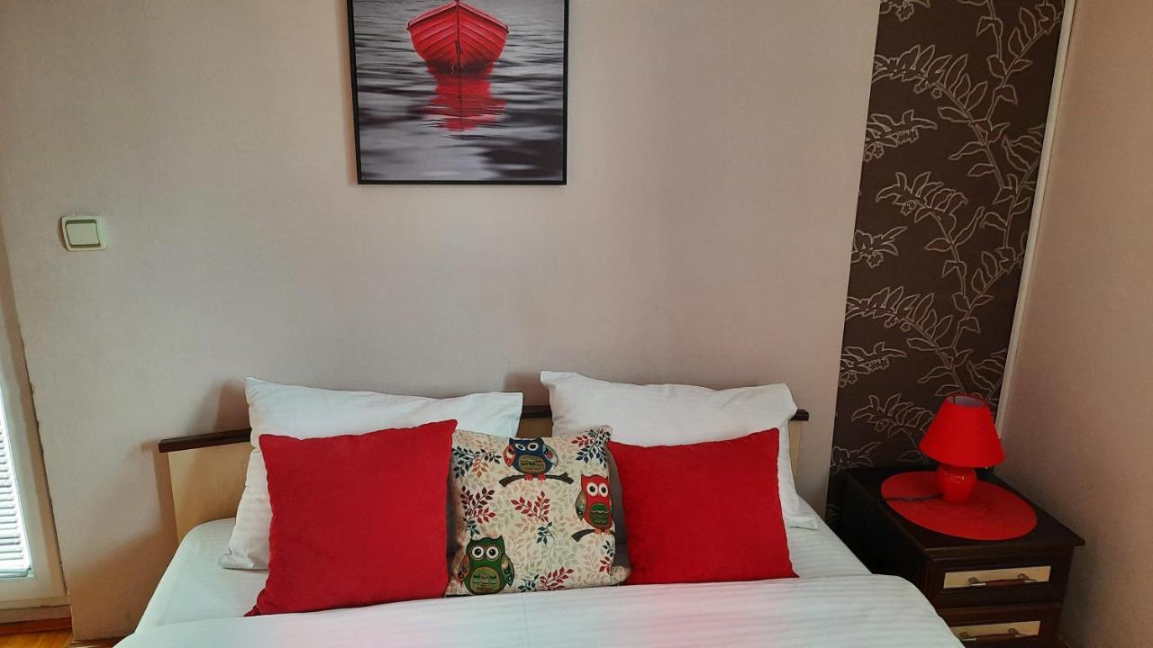 Apartmani Rale Rooms Lukavica Exterior photo
