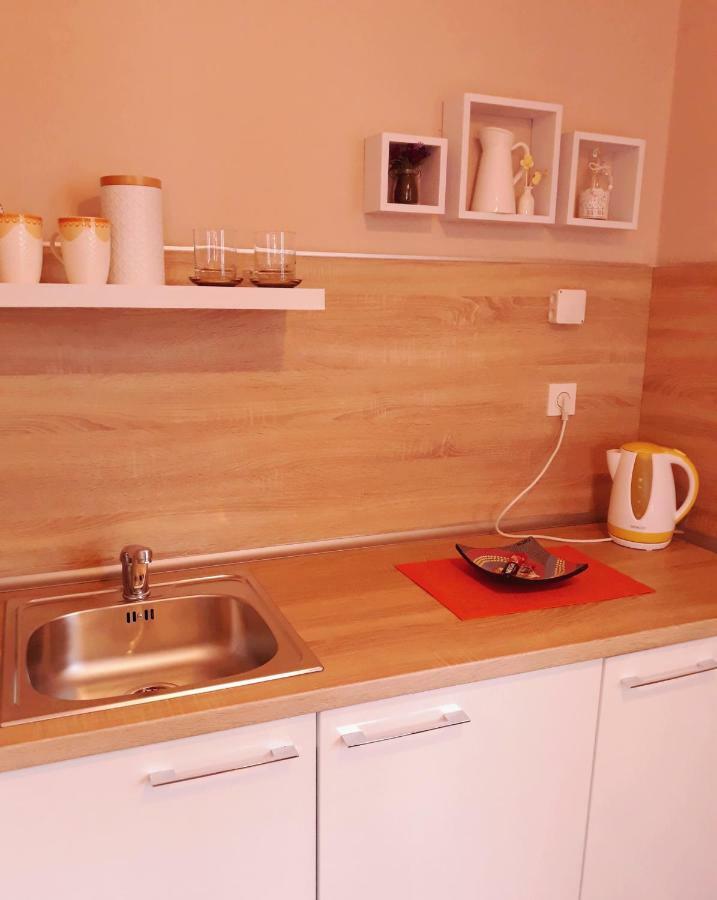 Apartmani Rale Rooms Lukavica Exterior photo